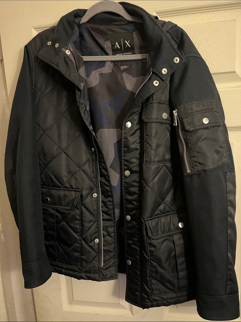 A/X Armani Exchange Men's Black Quilted Field Jacket with Camouflage Lining